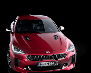 Kia Stinger GT Studio (9)_EU Spec